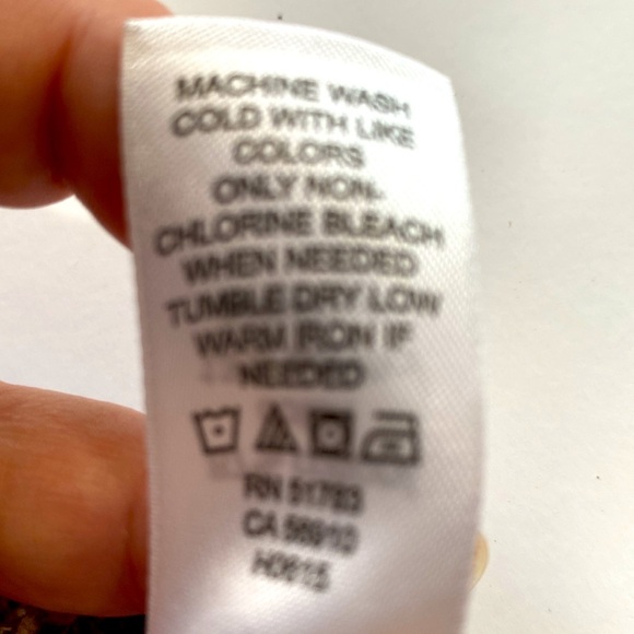 MAURICES BROWN WHITE MAGENTA COZY CARDIGAN with HOODIE Sz M GUC - Picture 11 of 11